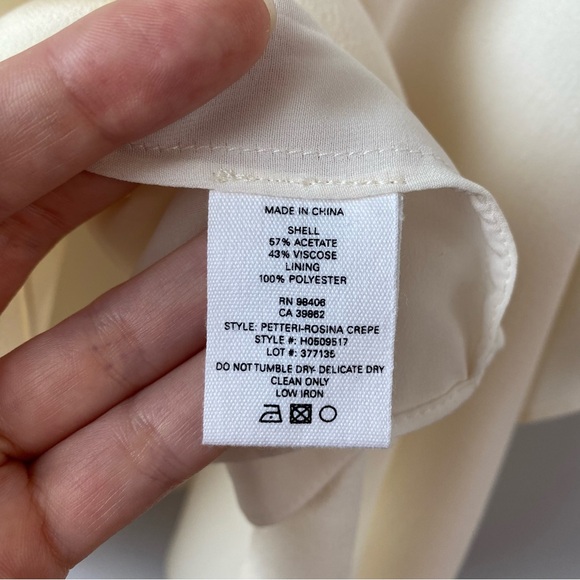 Theory Petteri Rosina Cold Shoulder Top Ivory L - Picture 6 of 9